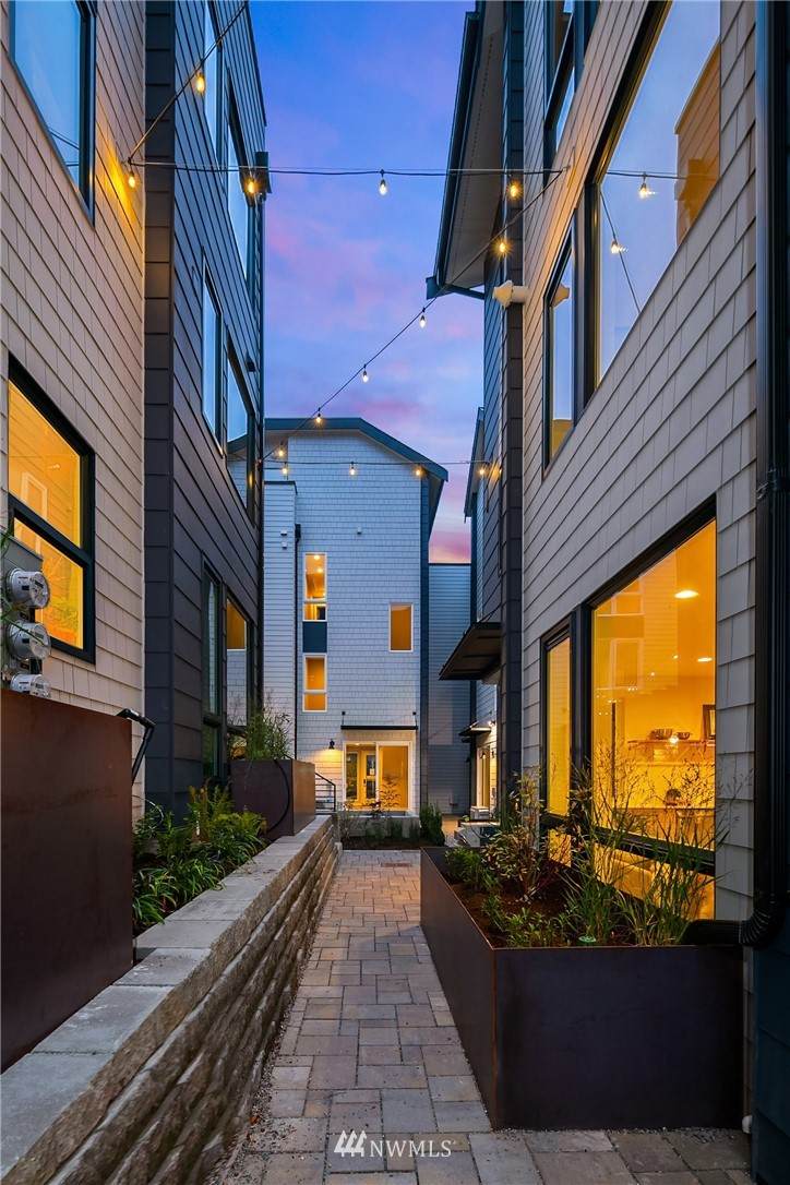 306 107th Street - Photo 1