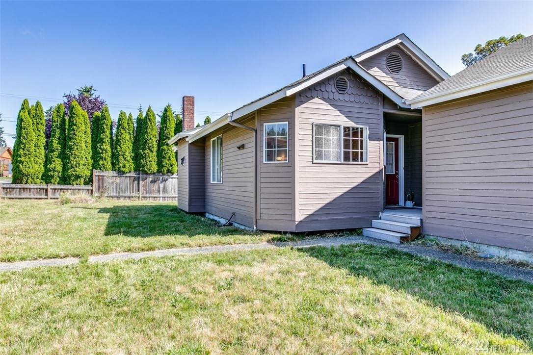1290 18th Street - Photo 1