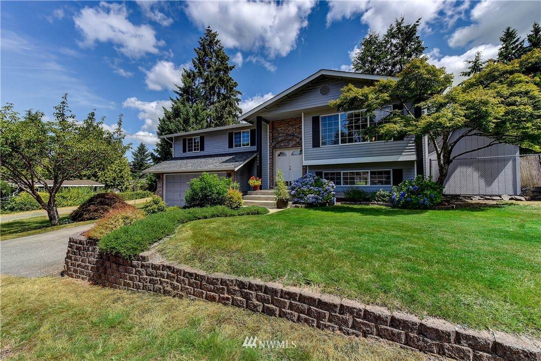 10509 8th Avenue - Photo 1