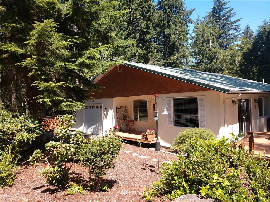 11519 Lake Josephine Boulevard - Photo 1