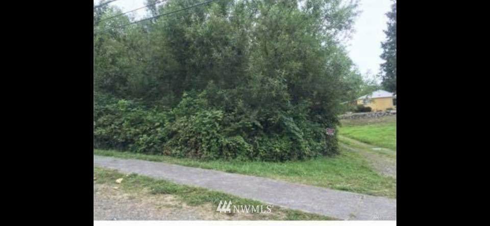 2800 Orcas Street - Photo 1