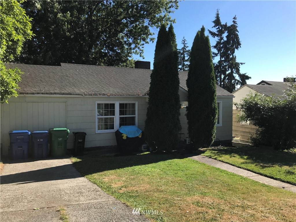 1717 Shelton Street - Photo 1