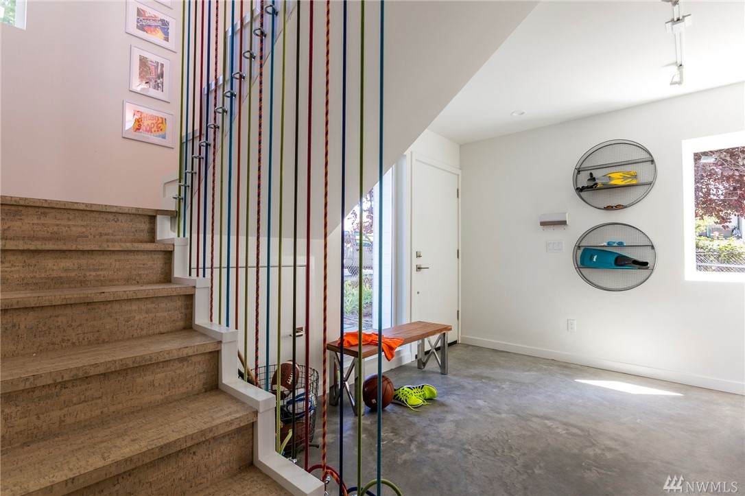 835 Cloverdale Street - Photo 1