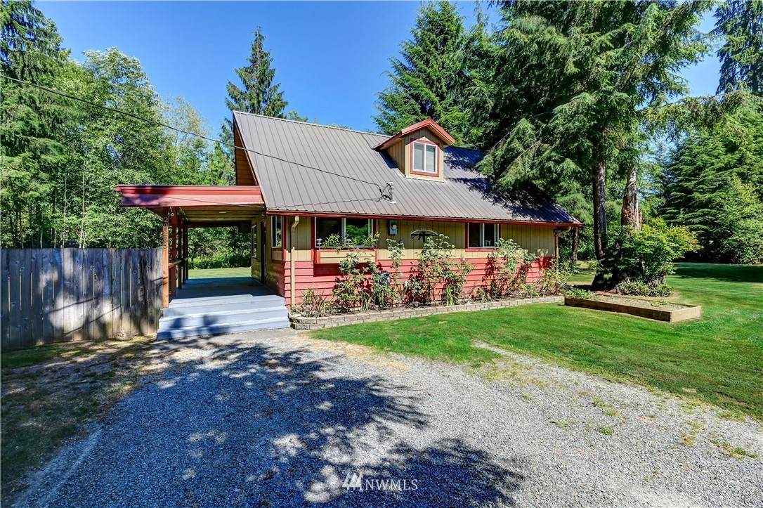 22205 Forest Loop - Photo 1