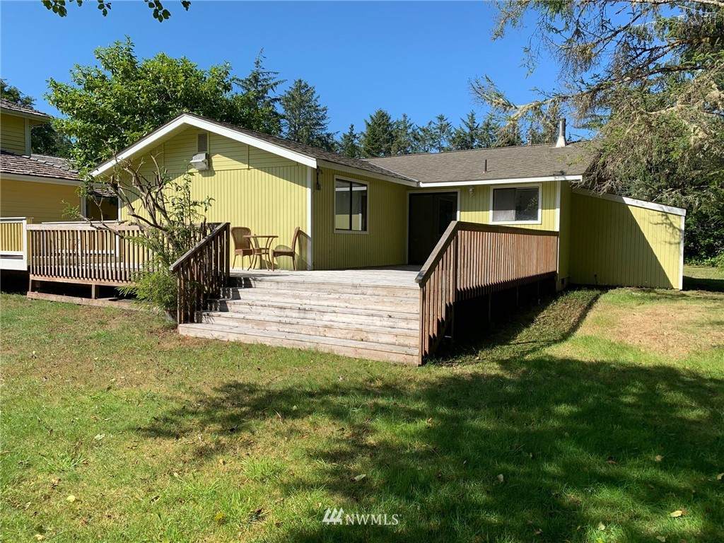 925 Hassalo Avenue - Photo 1