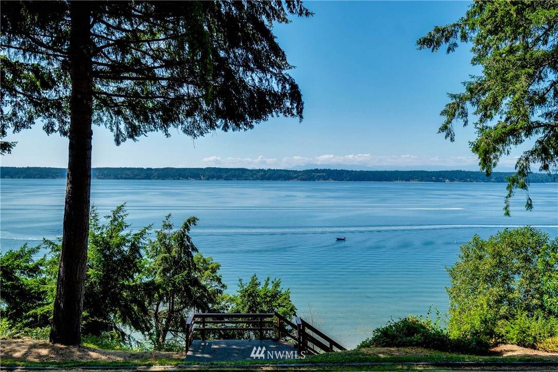 3828 Forest Beach Drive - Photo 1