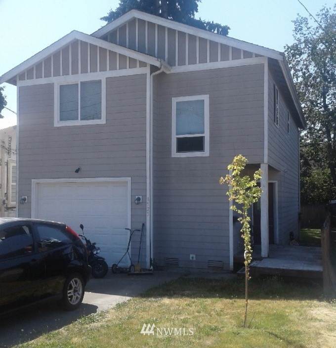 1525 9th Street - Photo 1