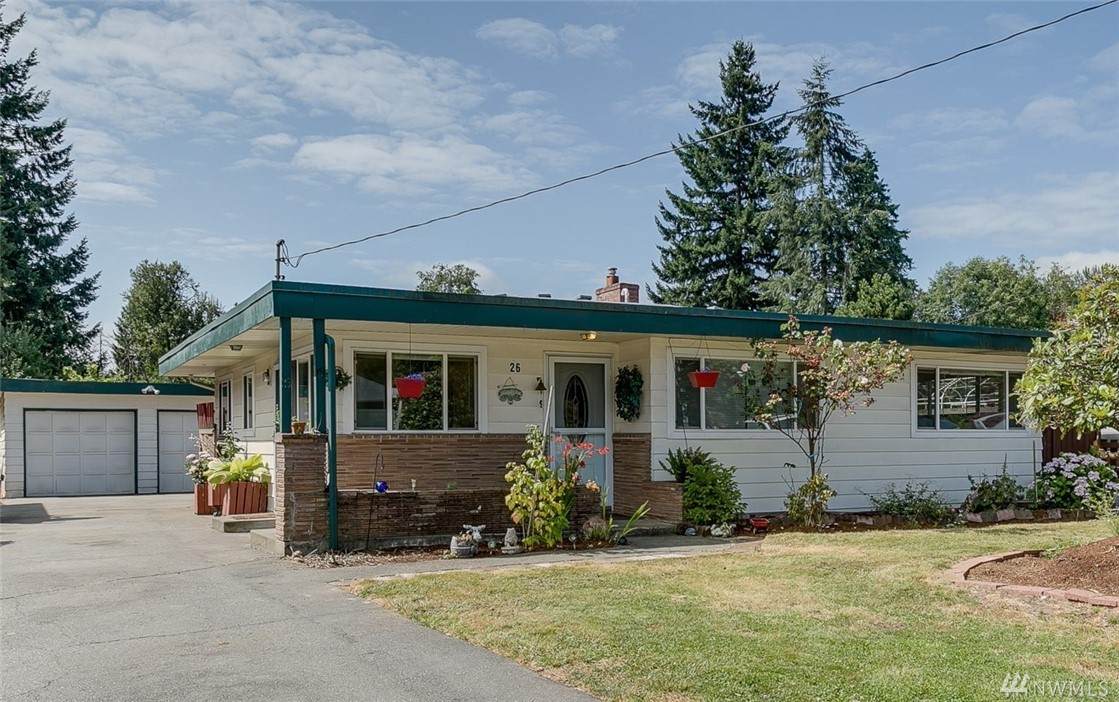 26 105th Street - Photo 1