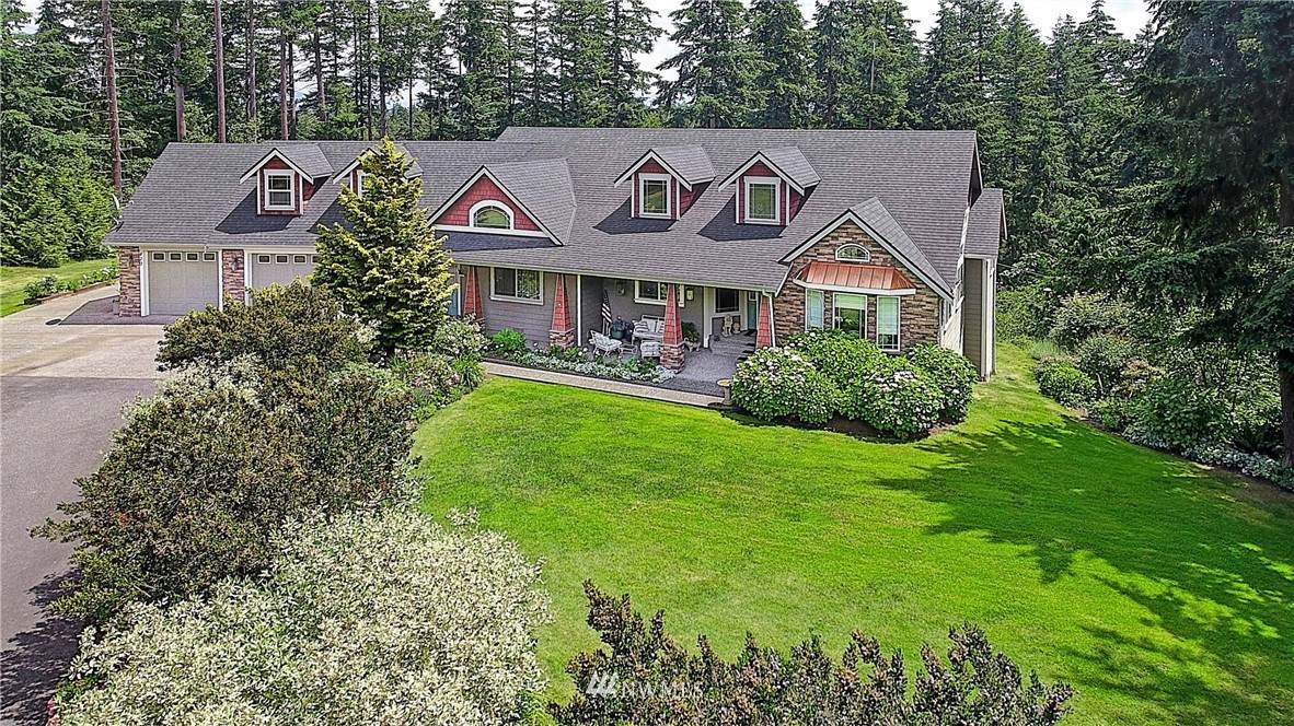 429 Shumway Drive - Photo 1