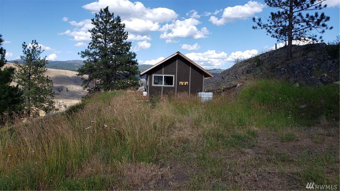 1111 Stehehkin Way - Photo 1