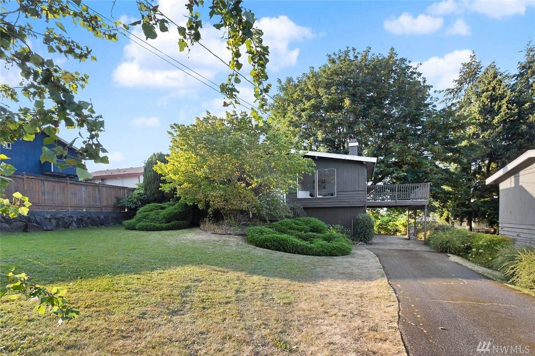 243rd Street - Photo 1