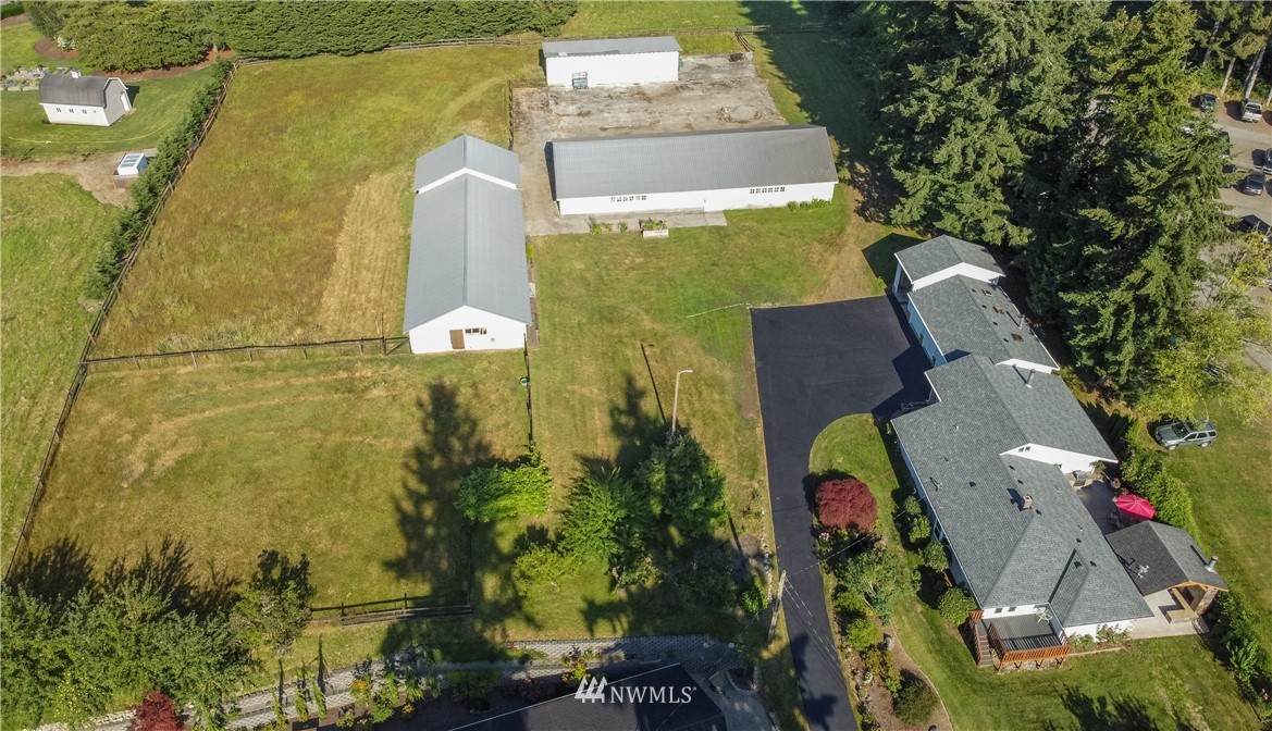 7725 147th Avenue - Photo 1