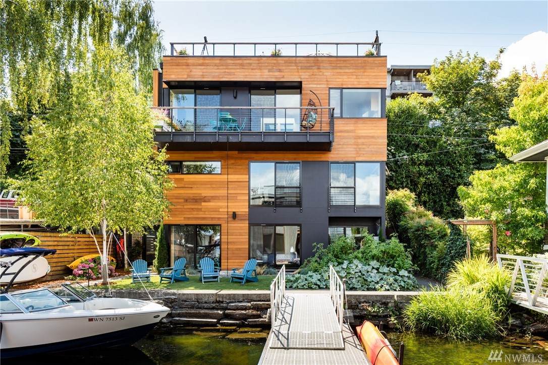 3212 Portage Bay Place - Photo 1