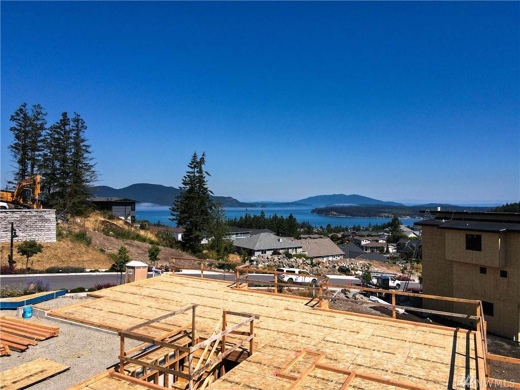 3950 Rock Ridge - Photo 1