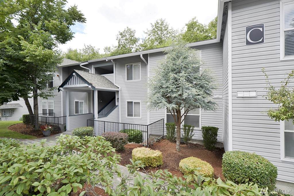33020 10th Avenue - Photo 1