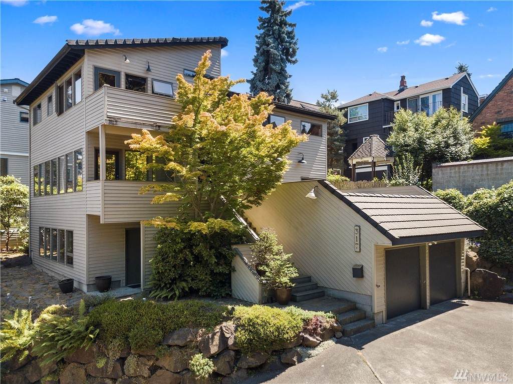 317 Queen Anne Dr - Photo 1