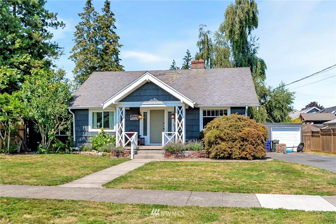 4309 35th - Photo 1