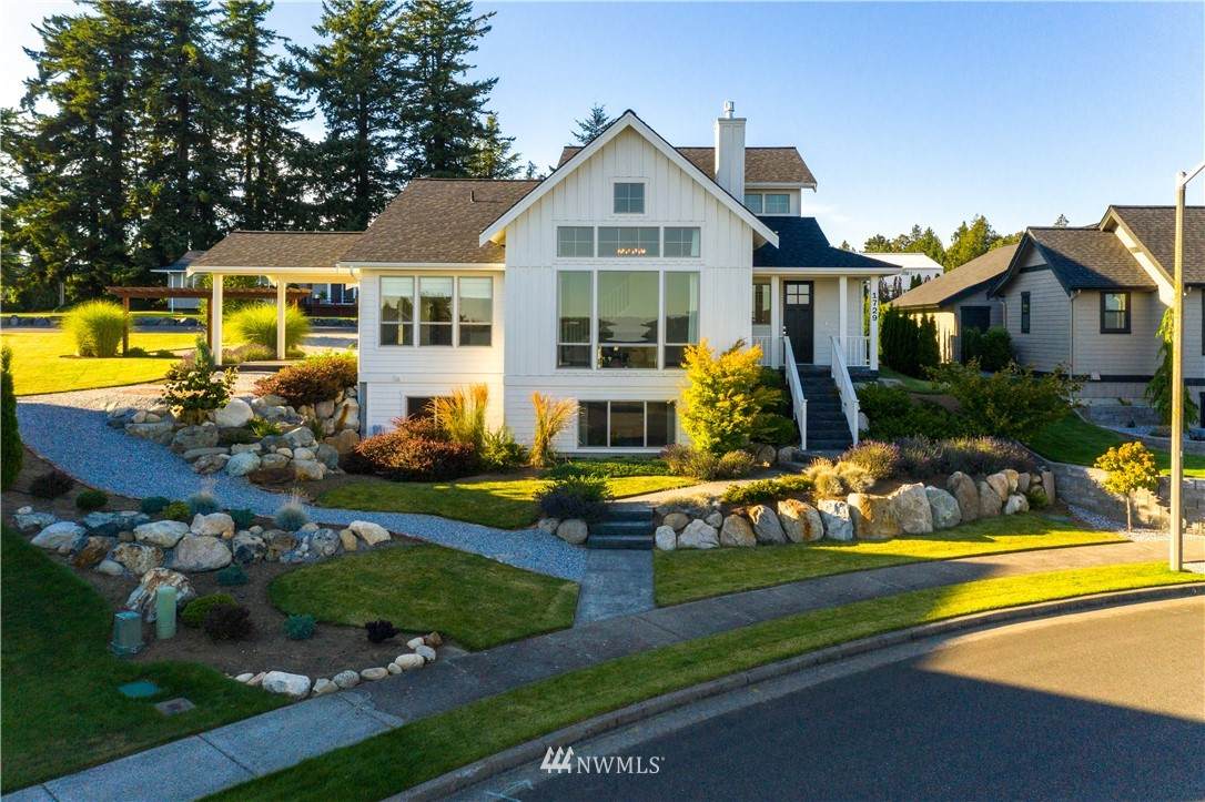 1729 Baker Crown Circle - Photo 1