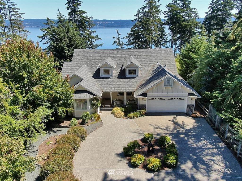 637 Race Road - Photo 1
