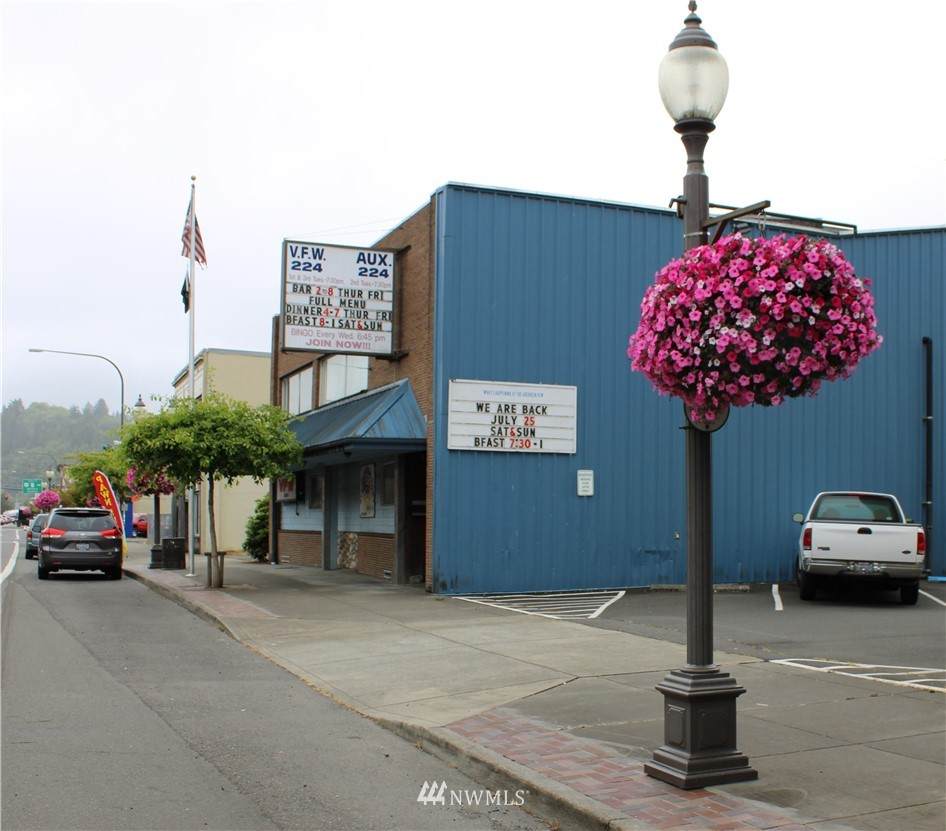105 Heron Street - Photo 1