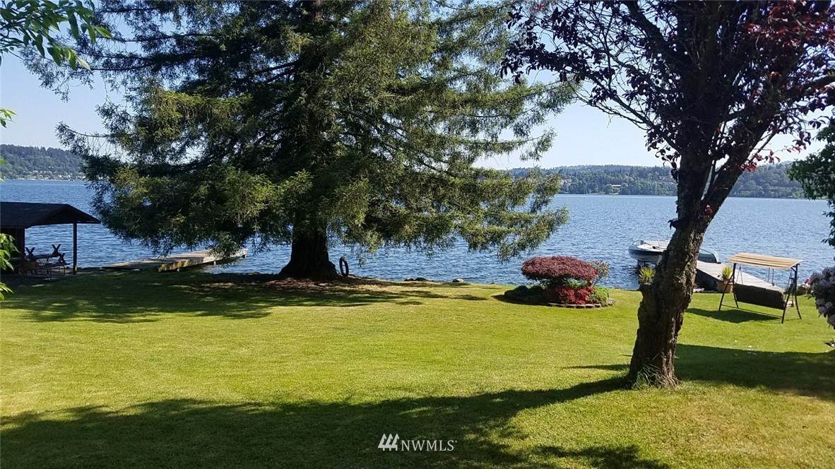 11136 Rainier Avenue - Photo 1