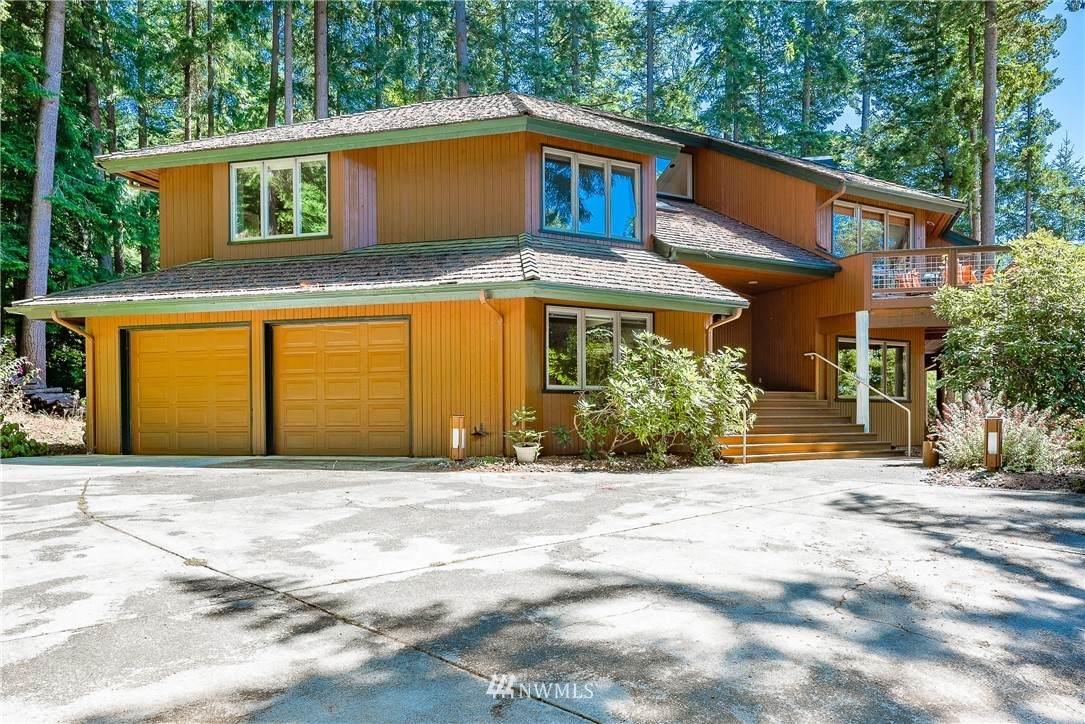 9086 Chickadee Way - Photo 1