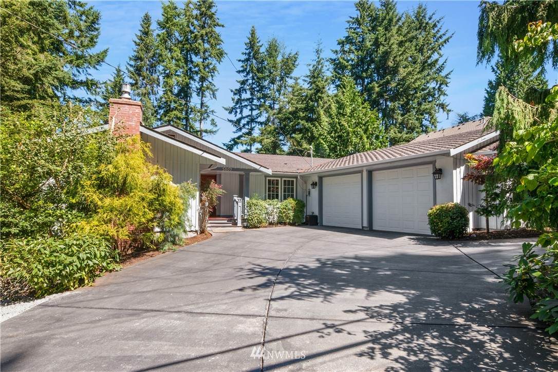 5807 148th Street - Photo 1