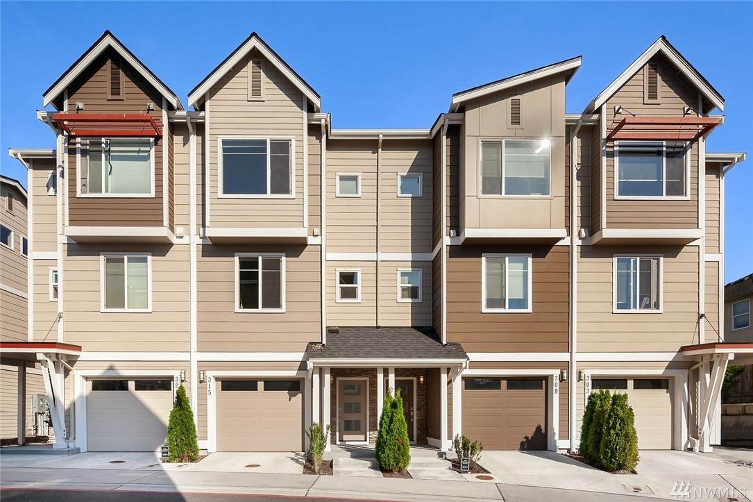 315 Anacortes Place - Photo 1