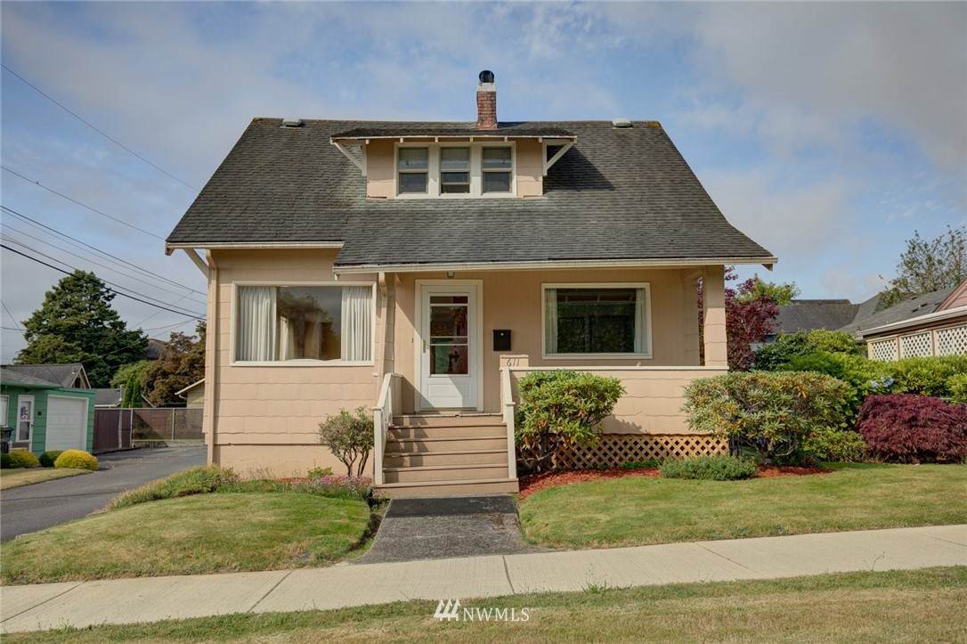 611 Broadway - Photo 1