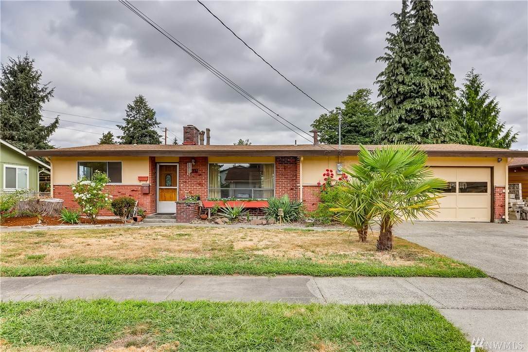 1225 22nd Street - Photo 1