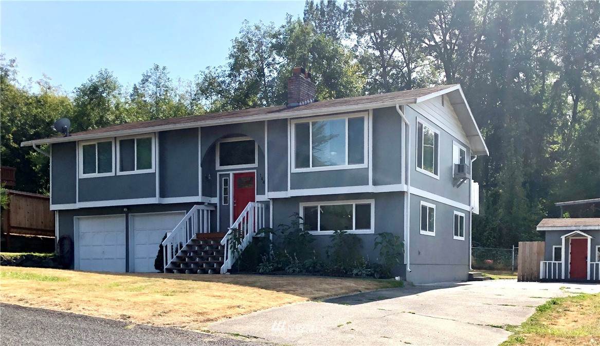 1448 Vista Drive - Photo 1