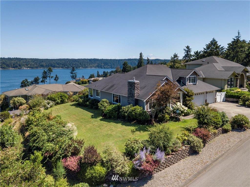 13717 9th Avenue Ct - Photo 1