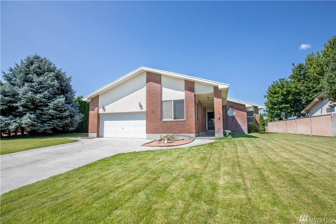 15 Ridge Drive - Photo 1