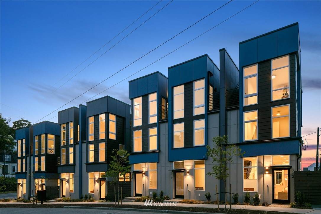700 Mcgraw St - Photo 1