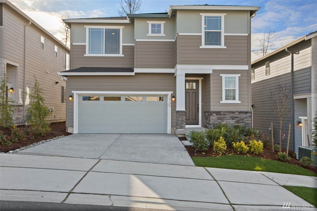 2101 106th Avenue - Photo 1