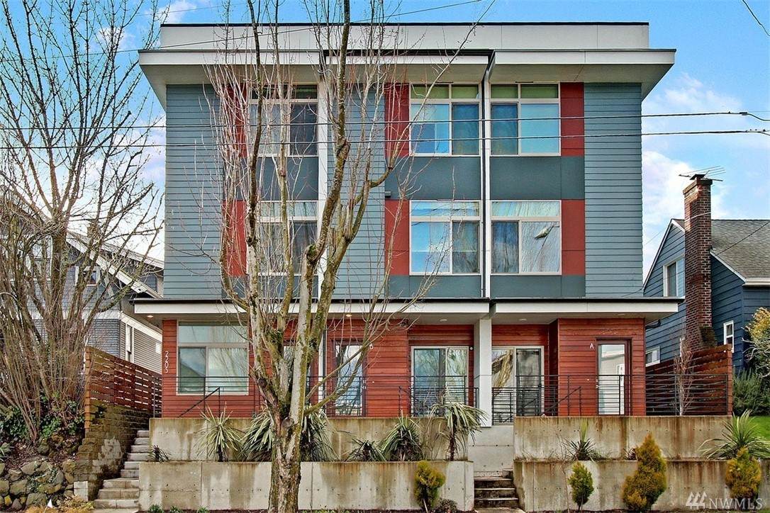 2207 15th Avenue - Photo 1