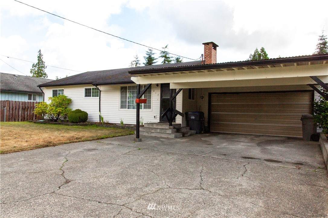 817 Burns Street - Photo 1