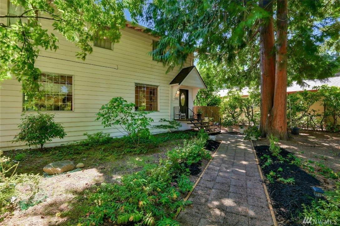 705 195th Street - Photo 1