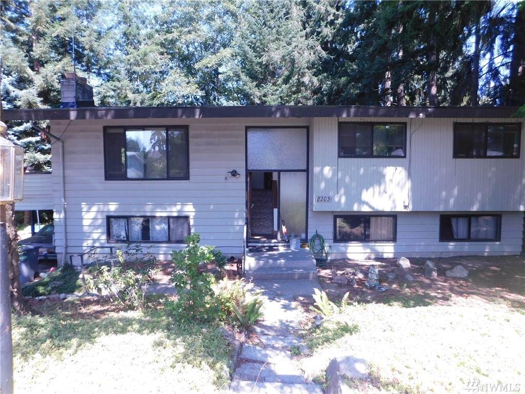 8203 215 Street - Photo 1