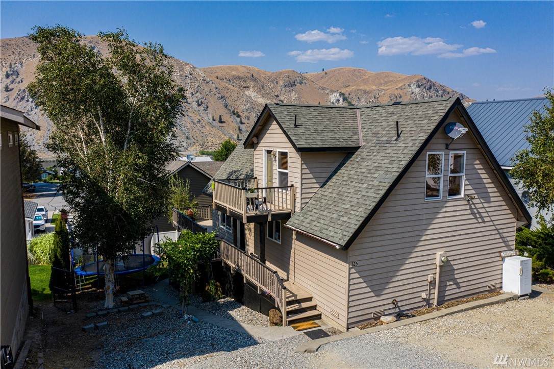 325 Emerson Drive - Photo 1
