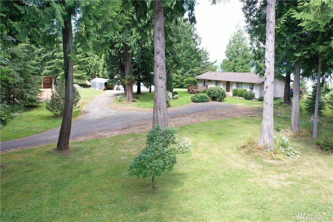 136 Mcdougall - Photo 1