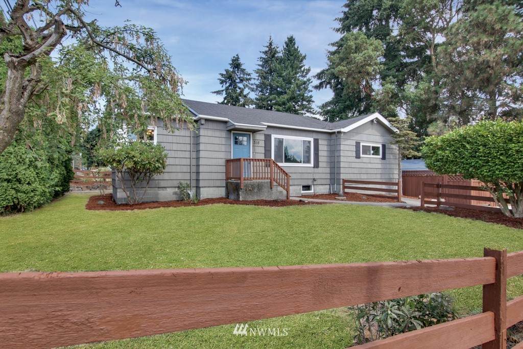 316 124th Street - Photo 1