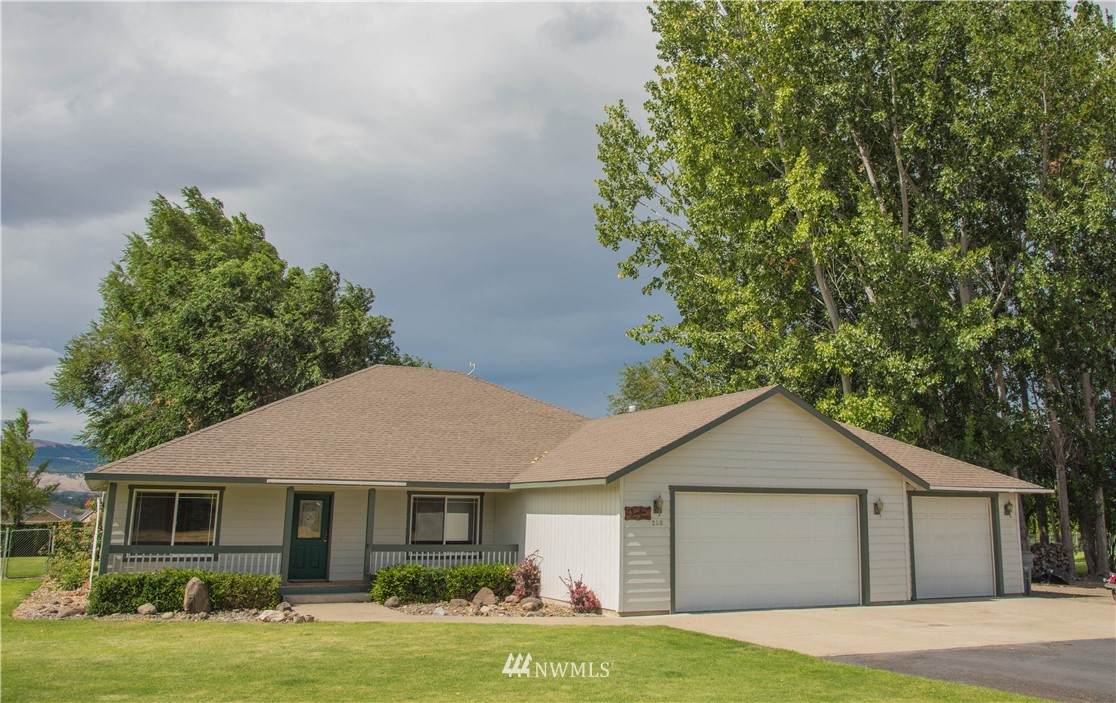 250 Oasis Lane - Photo 1