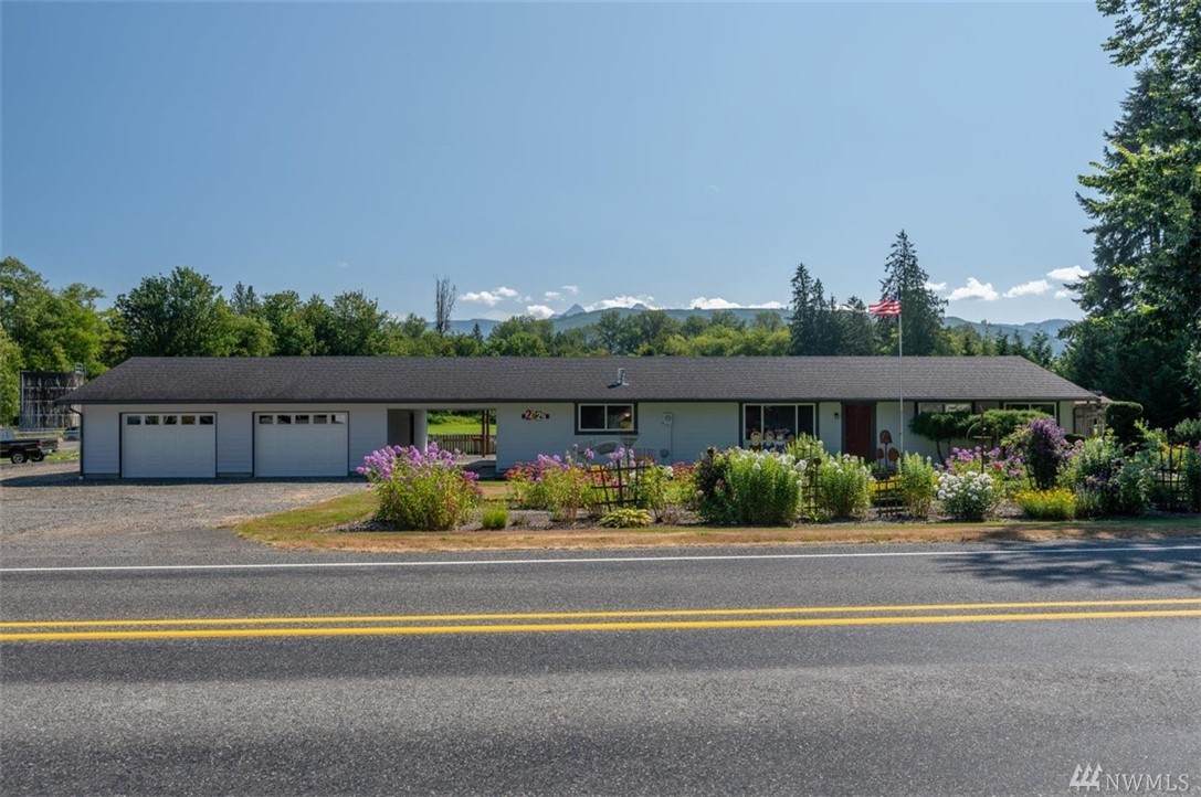 2022 Valley Highway - Photo 1