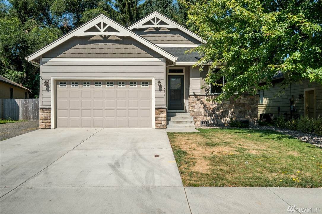 219 Misty Lane - Photo 1