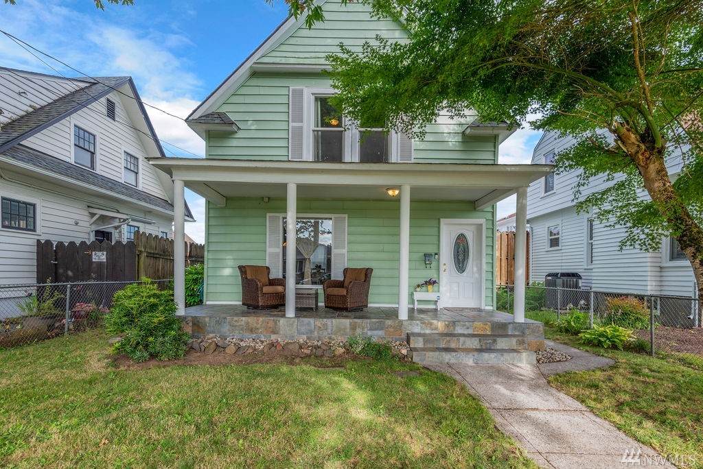 605 3rd Avenue - Photo 1