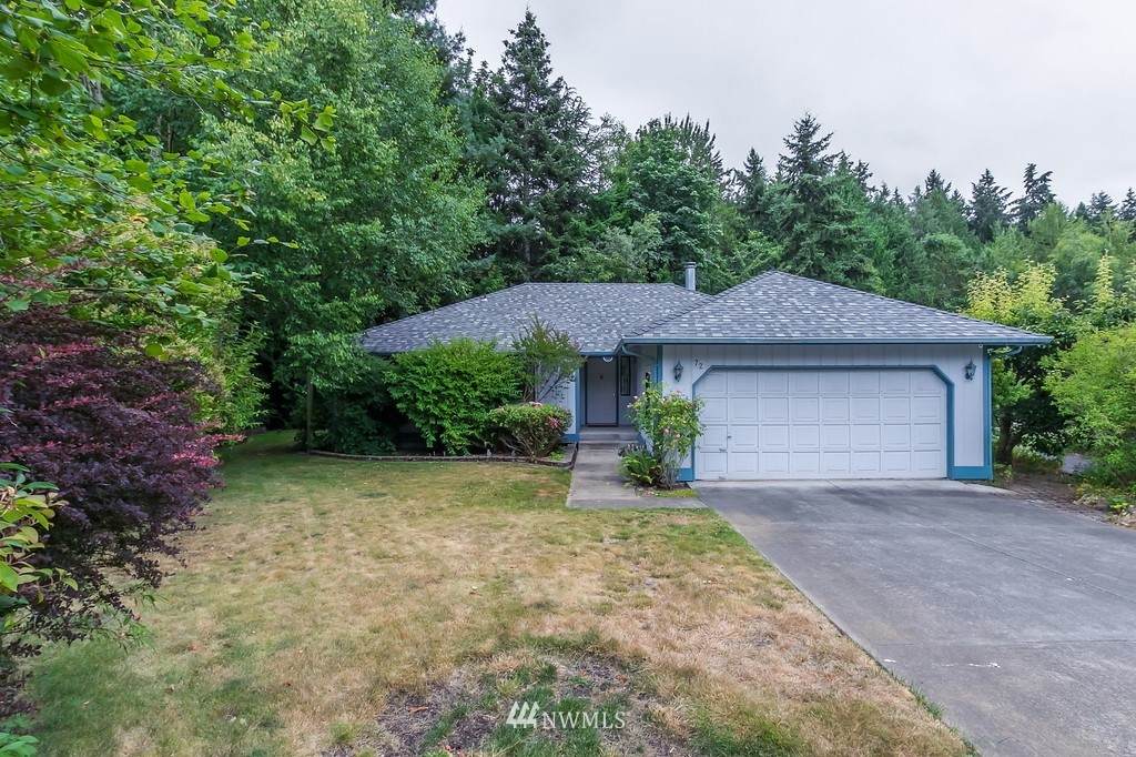 72 19th Avenue Ct - Photo 1