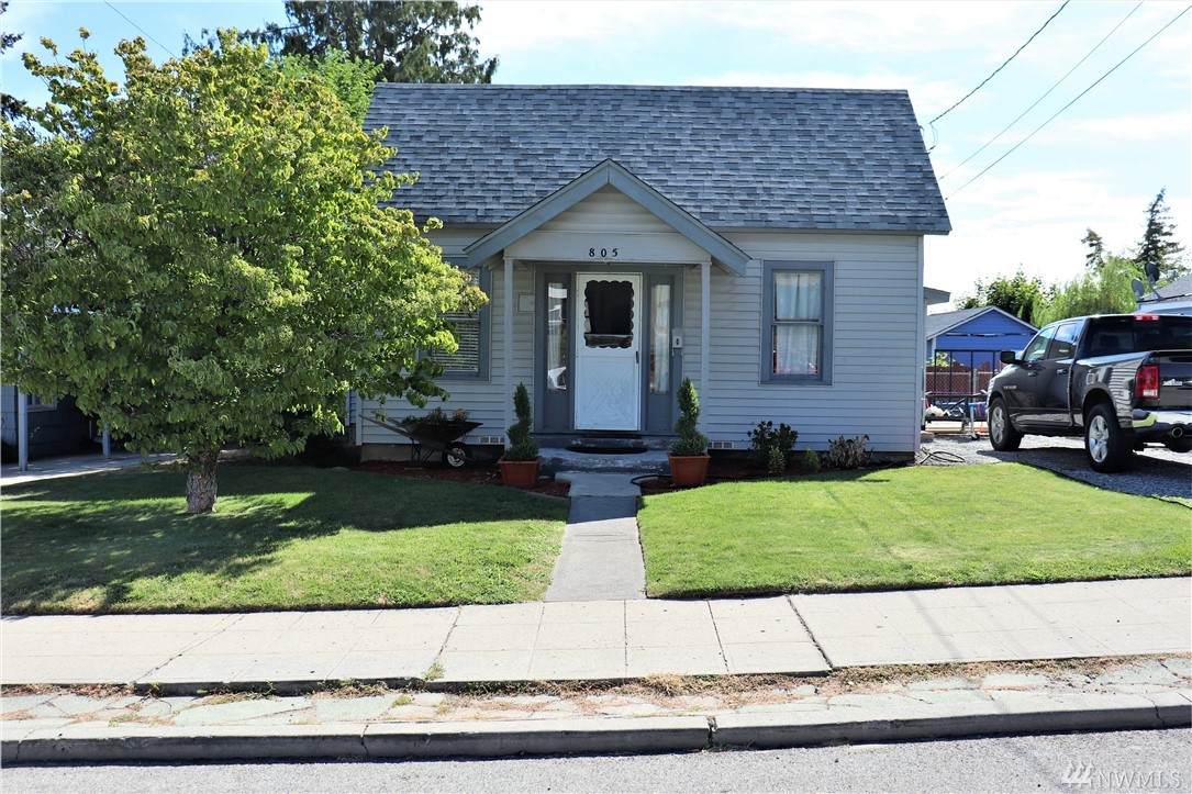 805 Methow Street - Photo 1