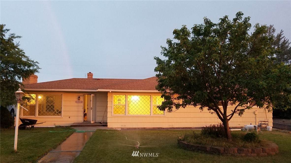 1104 Dobson Road - Photo 1