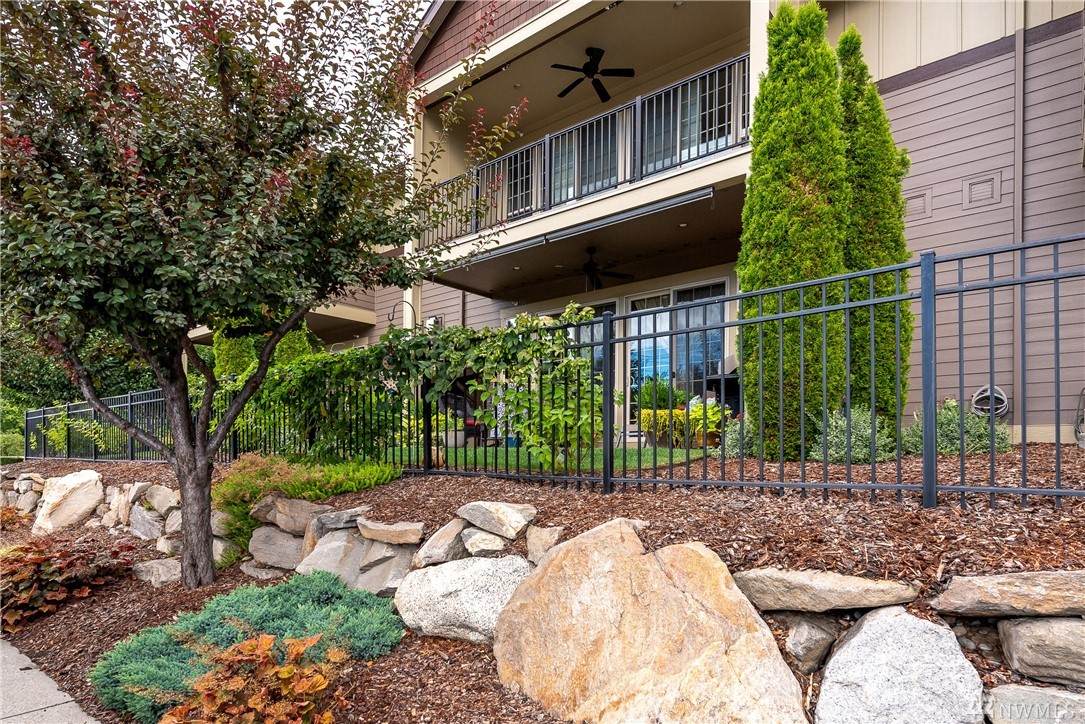 1051 Baker - Photo 1